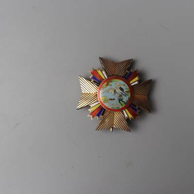 历代徽章7 - 财政部金鹤奖章