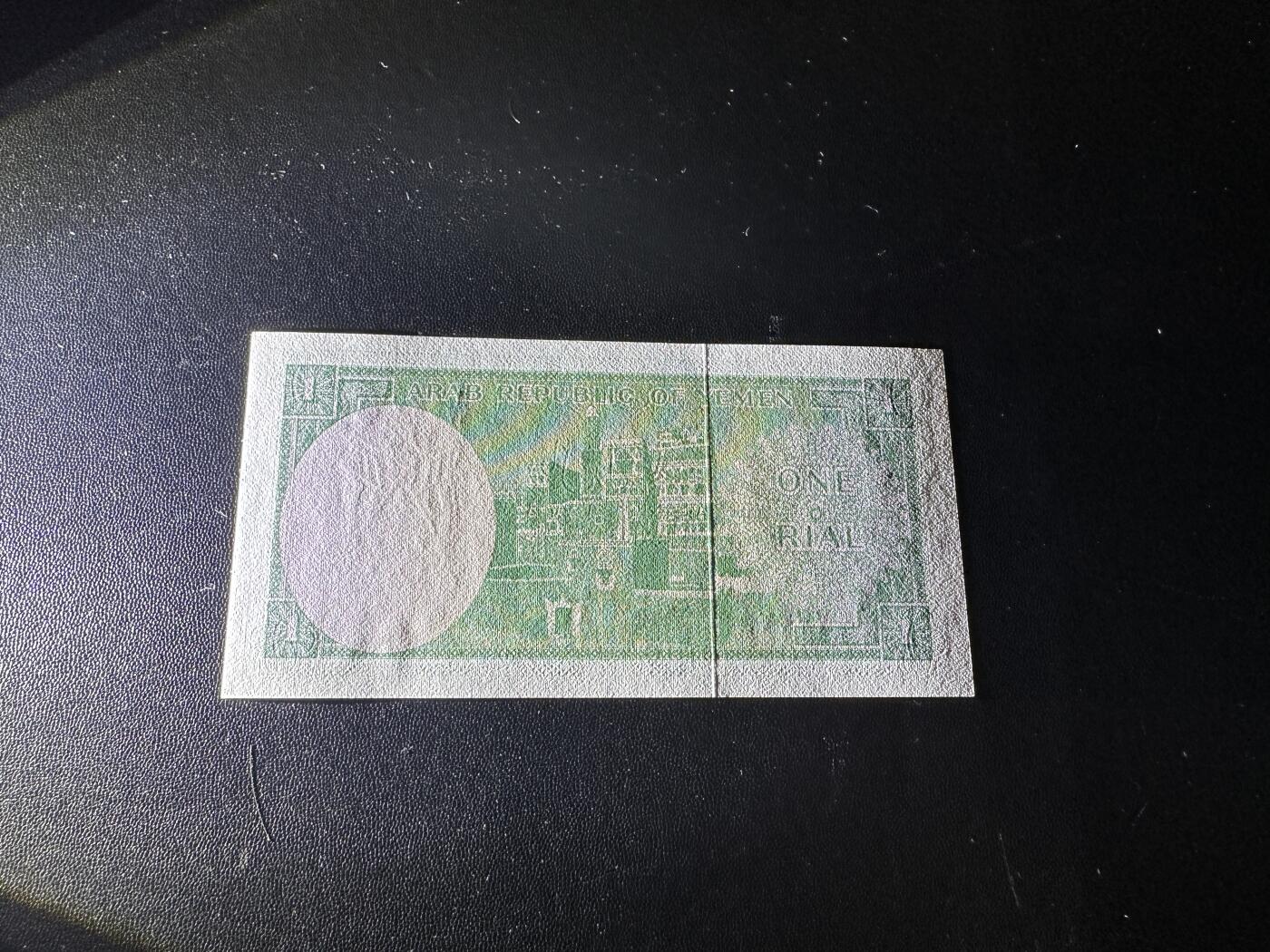 《外钞收藏家》第五百五十期（本期精选优质评级和丰富的裸币套币）（长期征集拍品、欢迎藏友们联系送拍合作）