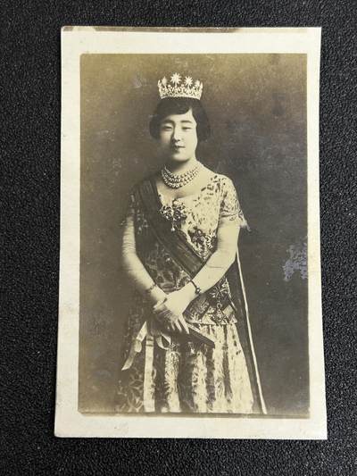 西秦中古拍卖第五十二期 - 不忘历史·抗战收藏 抗战时期 日本倭寇皇后照片