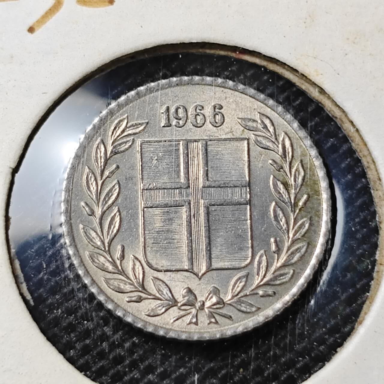 KK钱币收藏小铺 第313期 周末发货 1966冰岛10奥拉 好品