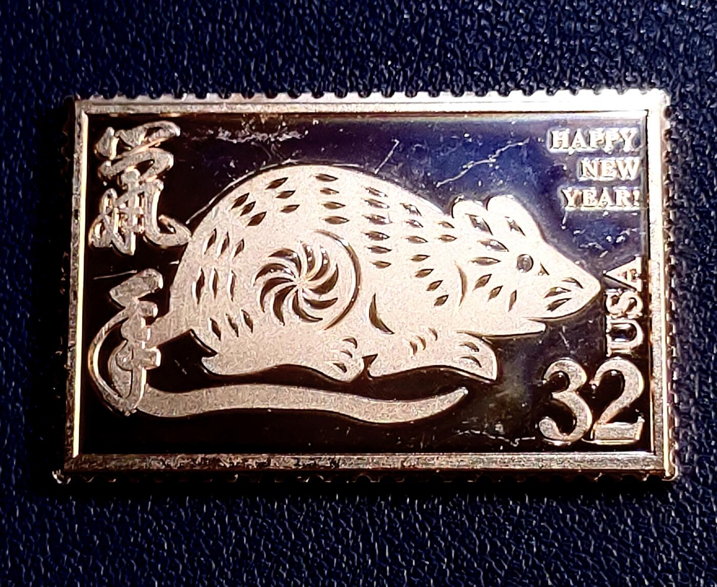 世界各国银币章专场（第19场） 2004年美国鼠年邮票形鎏金银章（重22.06g左右）