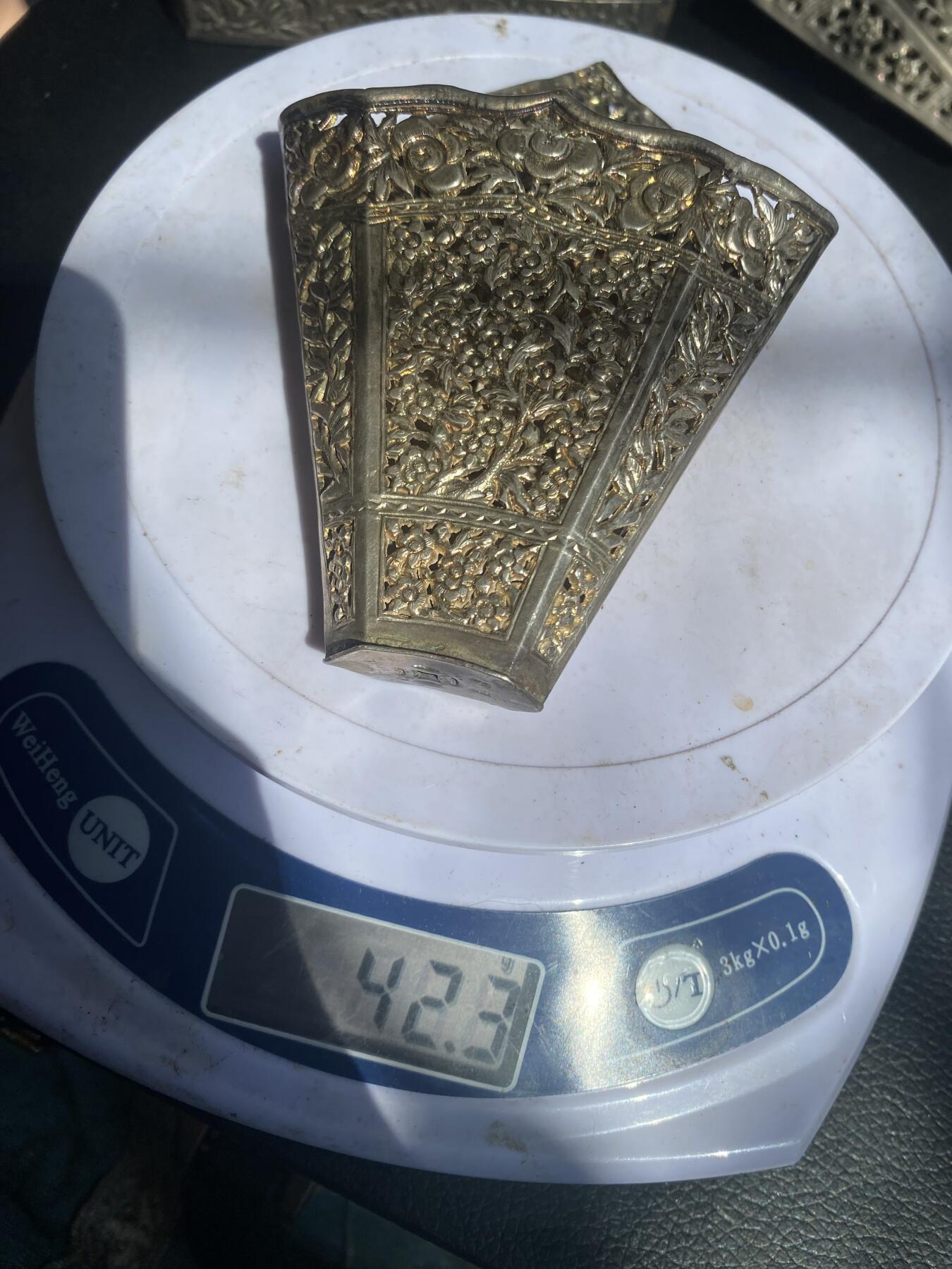 晚清十三行老银盒