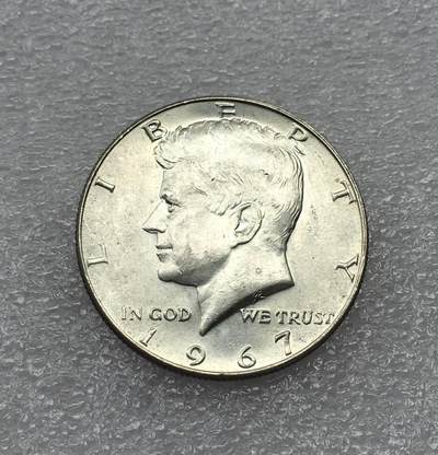 世界钱币专场拍卖 - 1967年美国肯尼迪半美元银币 11.2克