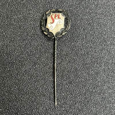 西秦中古拍卖第五十二期 - 芬兰纸业联合会证章 银制 有银标 重2.2克