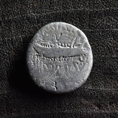 【良泉】【直播场】第三十五期，172组 银器、银饰、西方古代钱币专场，8月7日晚19.30点开拍！ - 公元前32秋-前31年春【古罗马】【共和时代】马克·安东尼与奥古斯都决战前打制的军饷银币。2.86克