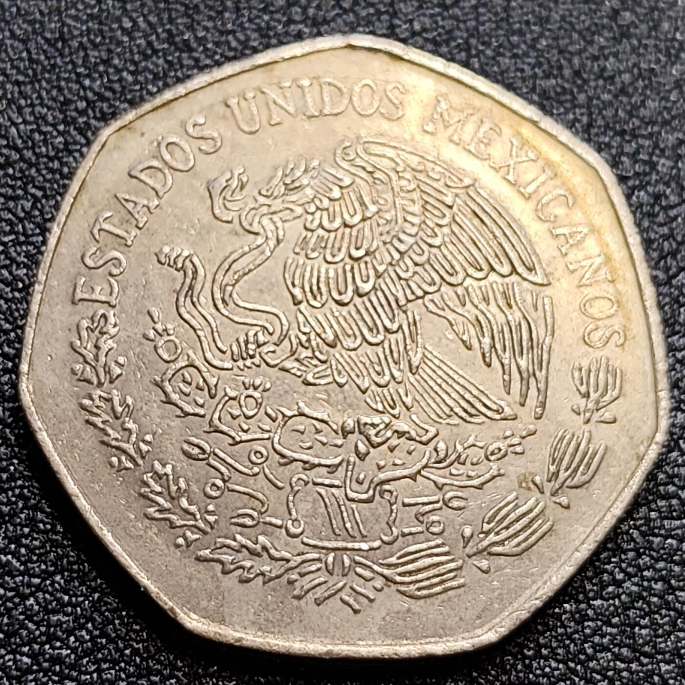 泉币菌-第61场-各国散币场 1977年 墨西哥大镍币 伊达尔戈 10比索铜镍币 30.5mm