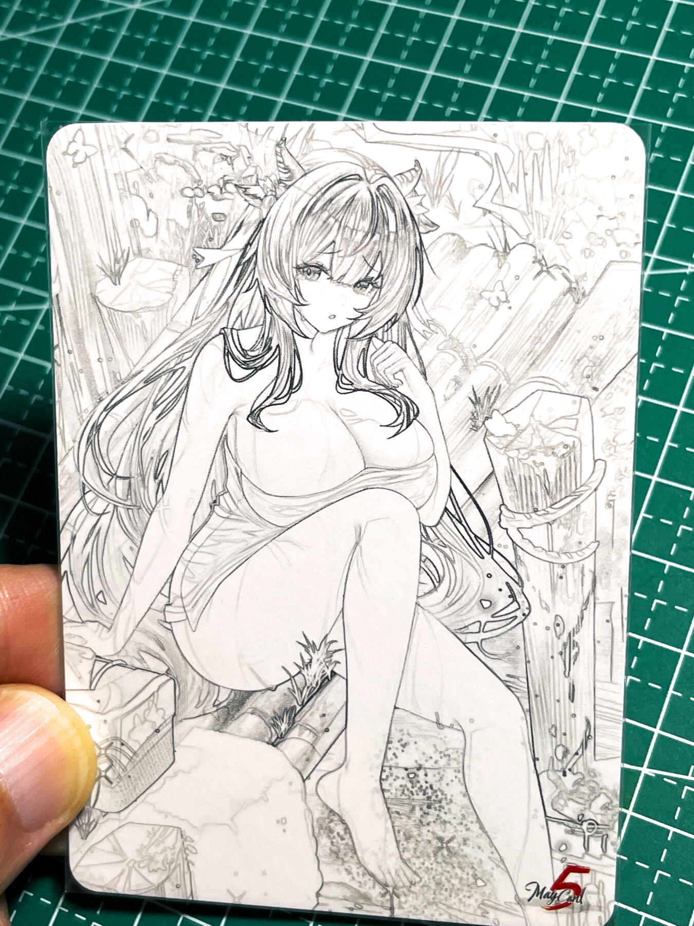 显眼宝24期 个人精选 五月卡牌   碧蓝美女线描系列    1张   粗闪精扣工艺   大卡尺寸63*88 5号