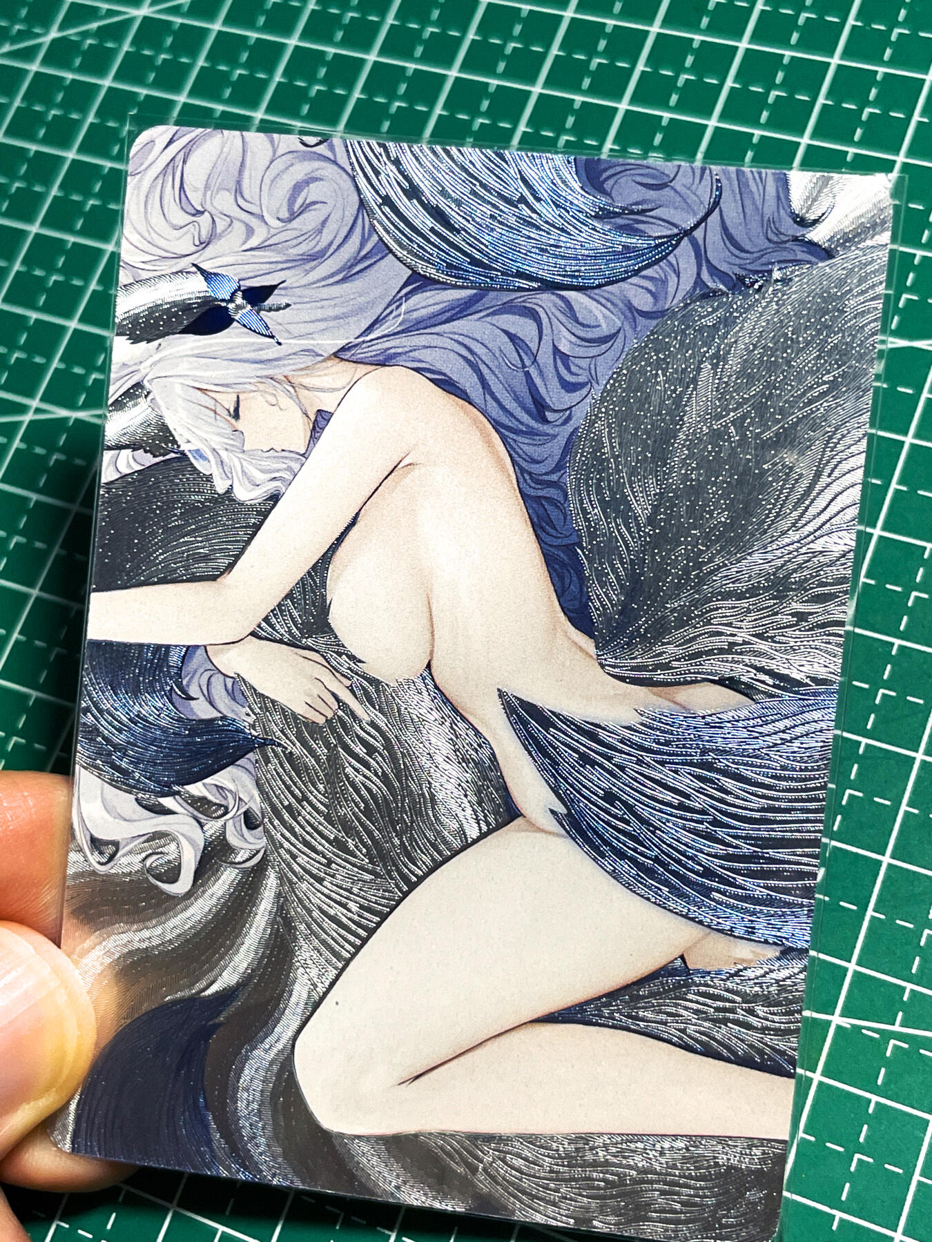 显眼宝24期 个人精选 五月卡牌   碧蓝美女线描系列    1张   粗闪精扣工艺   大卡尺寸63*88 7号