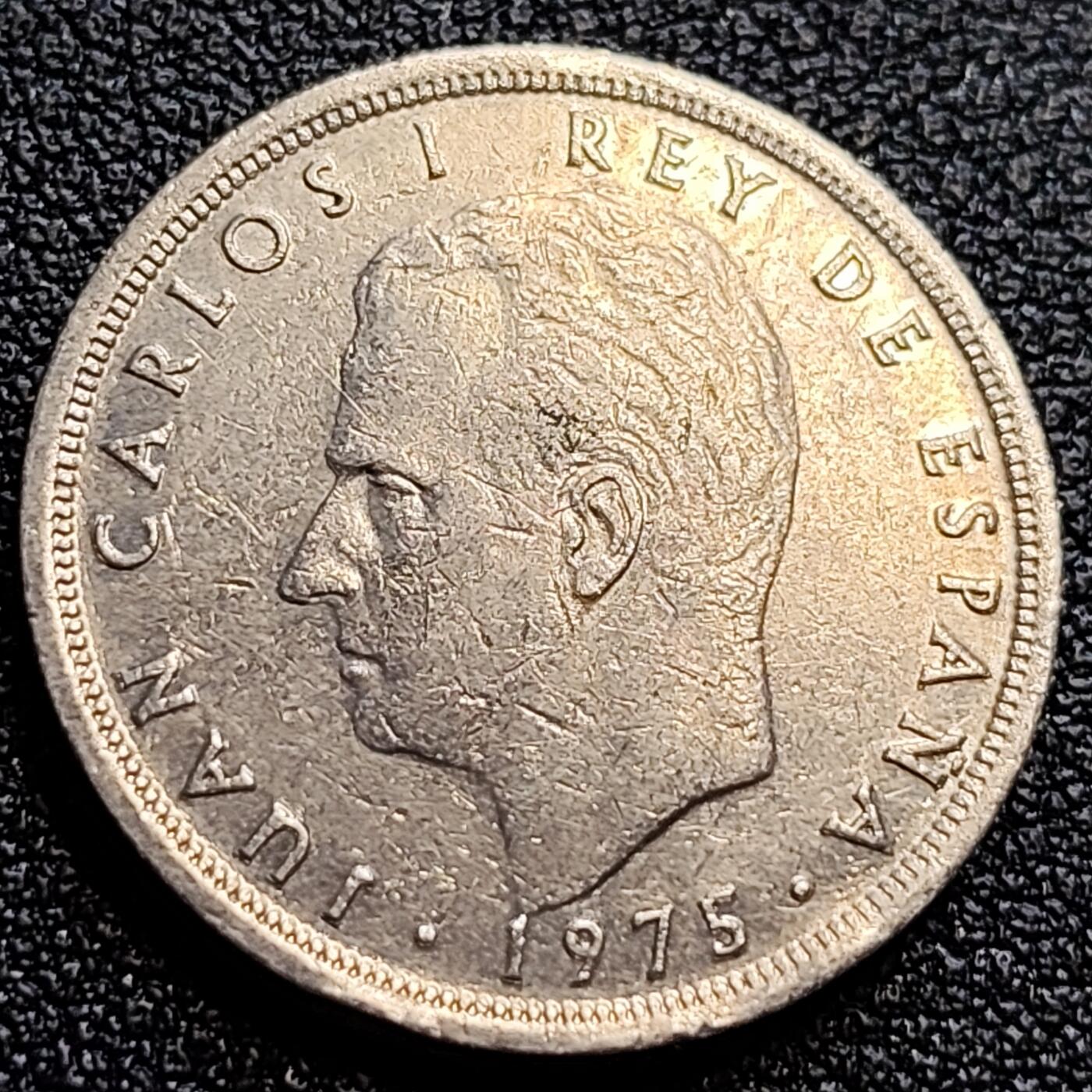 泉币菌-第61场-各国散币场 西班牙1975年 5比塞塔镍币 卡洛斯一世 23mm  西班牙国徽