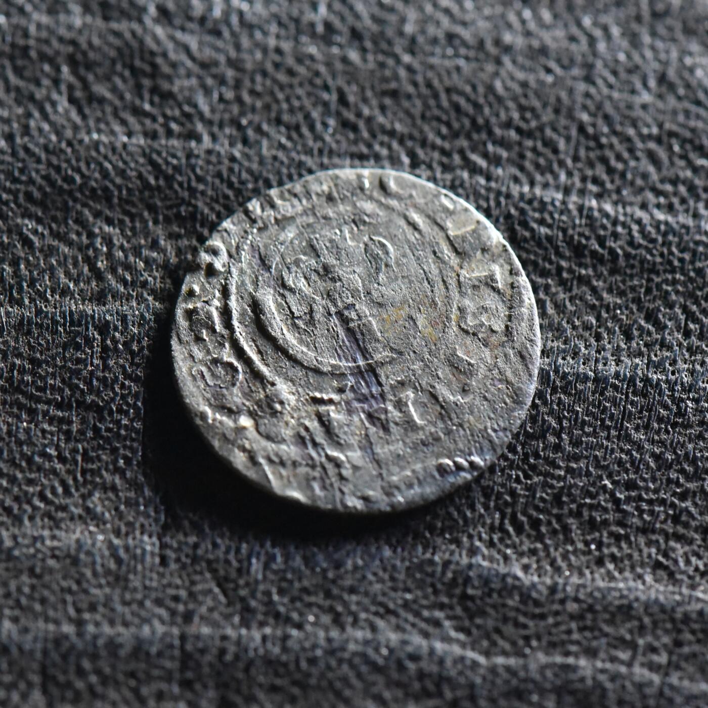 【良泉】【直播场】第三十五期，172组 银器、银饰、西方古代钱币专场，8月7日晚19.30点开拍！ 公元165X年【瑞典·利沃尼亚】克里斯蒂娜女王，银索利多，0.54克