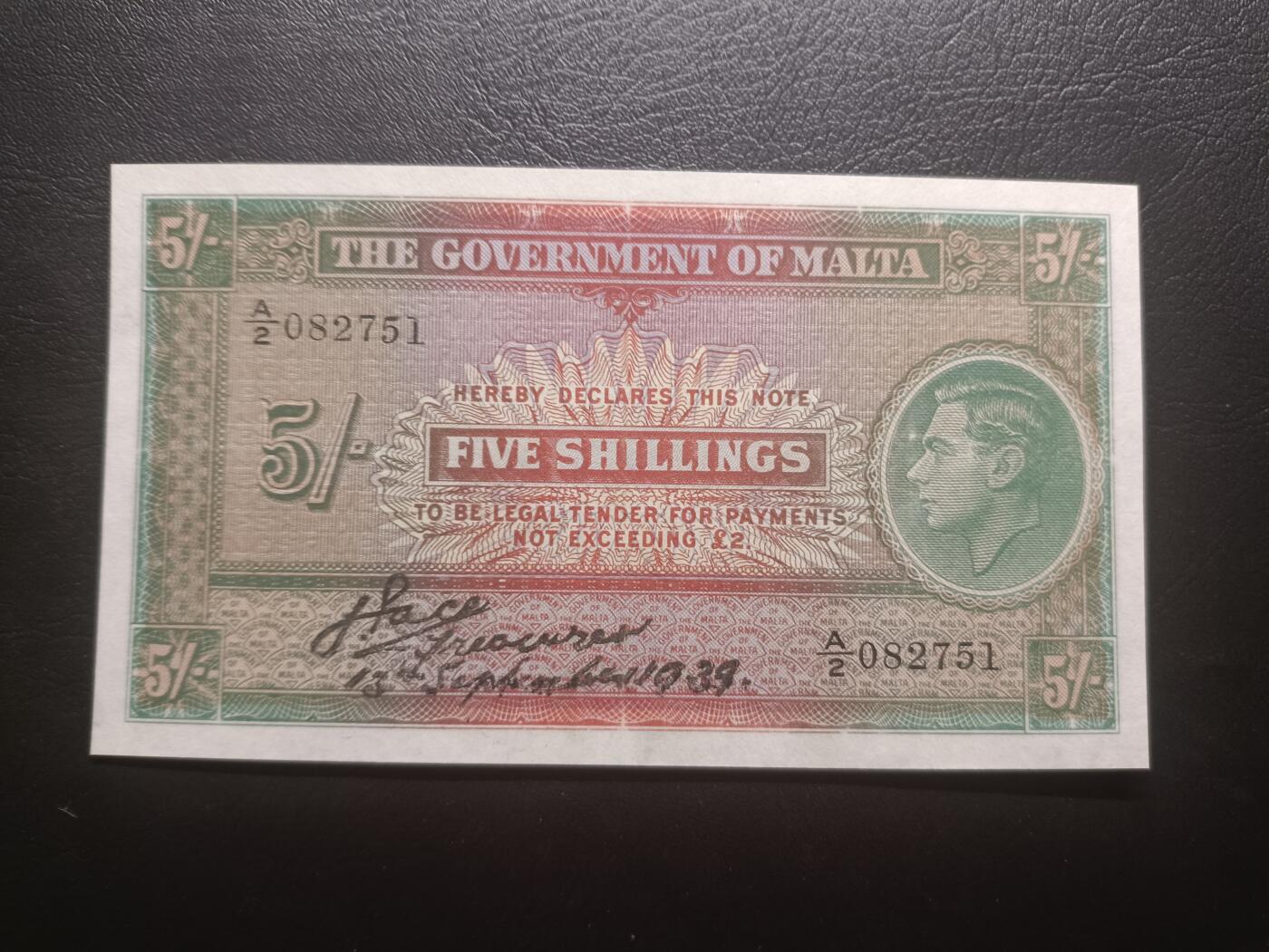 2025七月第三期（总185期） 英属马耳他1939年5先令UNC-个别区域略有掉墨，正面签名为手写，少见的英属辅币券品种