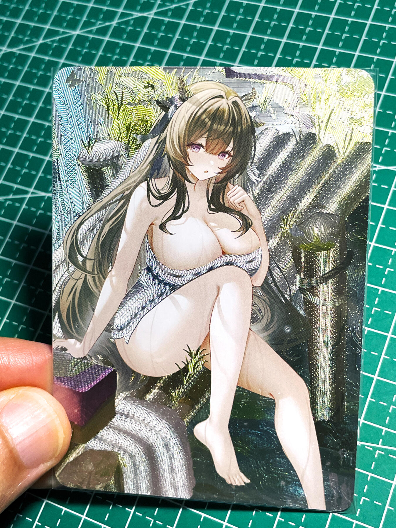显眼宝24期 个人精选 五月卡牌   碧蓝美女线描系列    1张   粗闪精扣工艺   大卡尺寸63*88 5号