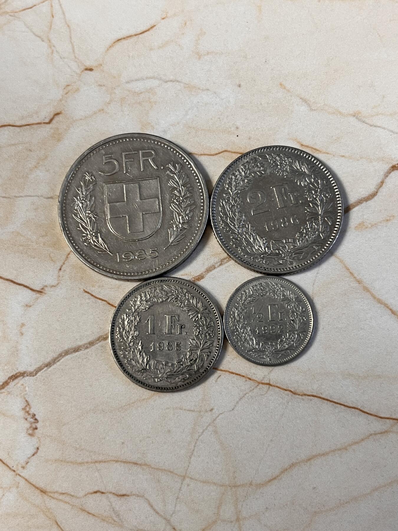 瑞士4枚硬币7.5瑞士法郎面值。兑换人民币大致66 - 海宁- 海宁- 麦稀奇