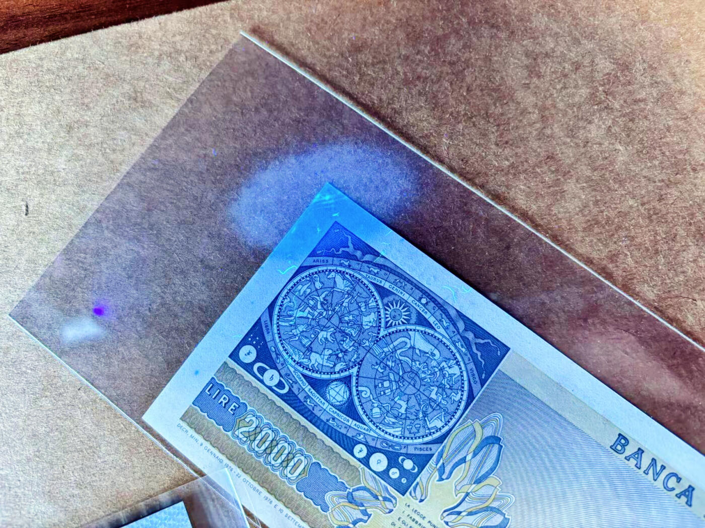【Blue Auction】世界纸币精拍第699期【精】——18级TOP拍卖/信誉/品质/专业/高效💫 【一组4张 含无47】加拿大、意大利、香港、日本纸币一组 UNC/UNC-