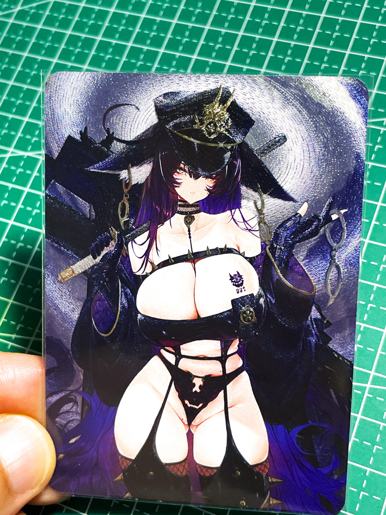 显眼宝24期 个人精选 五月卡牌   碧蓝美女线描系列    1张   粗闪精扣工艺   大卡尺寸63*88 9号