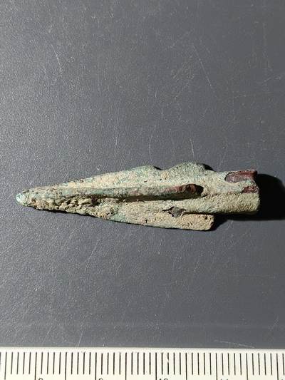 57期回流戒指饰品杂件纪念章丝路钱币专场 - 老铜箭头