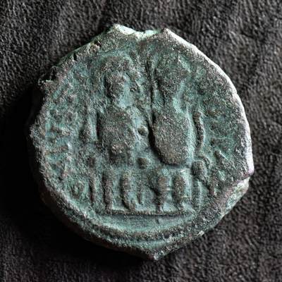 【良泉】【直播场】第三十五期，172组 银器、银饰、西方古代钱币专场，8月7日晚19.30点开拍！ - 13.13克，约公元569年 【拜占庭】 查士丁二世和皇后索菲亚（在位第五年）尼科墨底亚造币厂，40努米大铜币