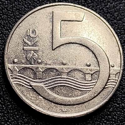 泉币菌-第61场-各国老币铜币场 - 捷克5克朗硬币 1993年 首年份 双尾狮23mm 欧洲币