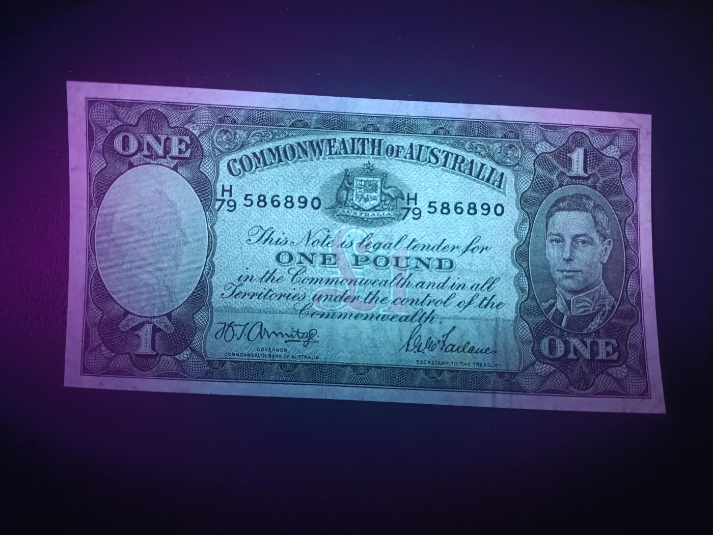2025七月第三期（总185期） 澳大利亚1942版1镑AUNC，乔治六世国王和牧羊浮雕