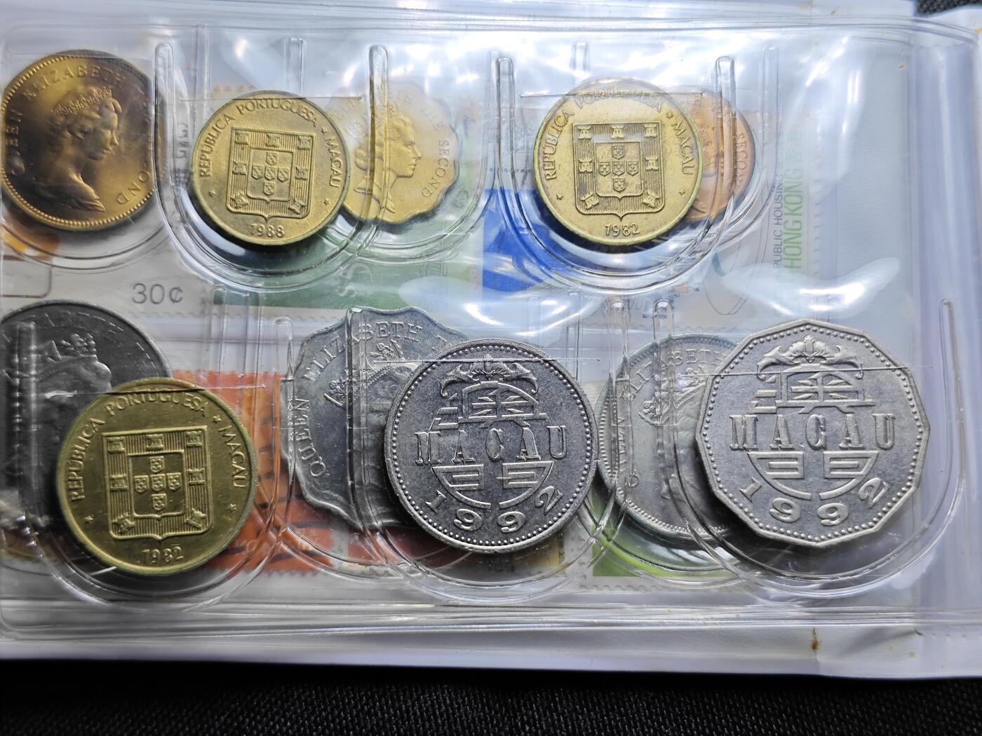 KK钱币收藏小铺 《批量/好品散币 套币 银币》专场 2月预留时间 周末发货  香港套币 带邮票 样式少见