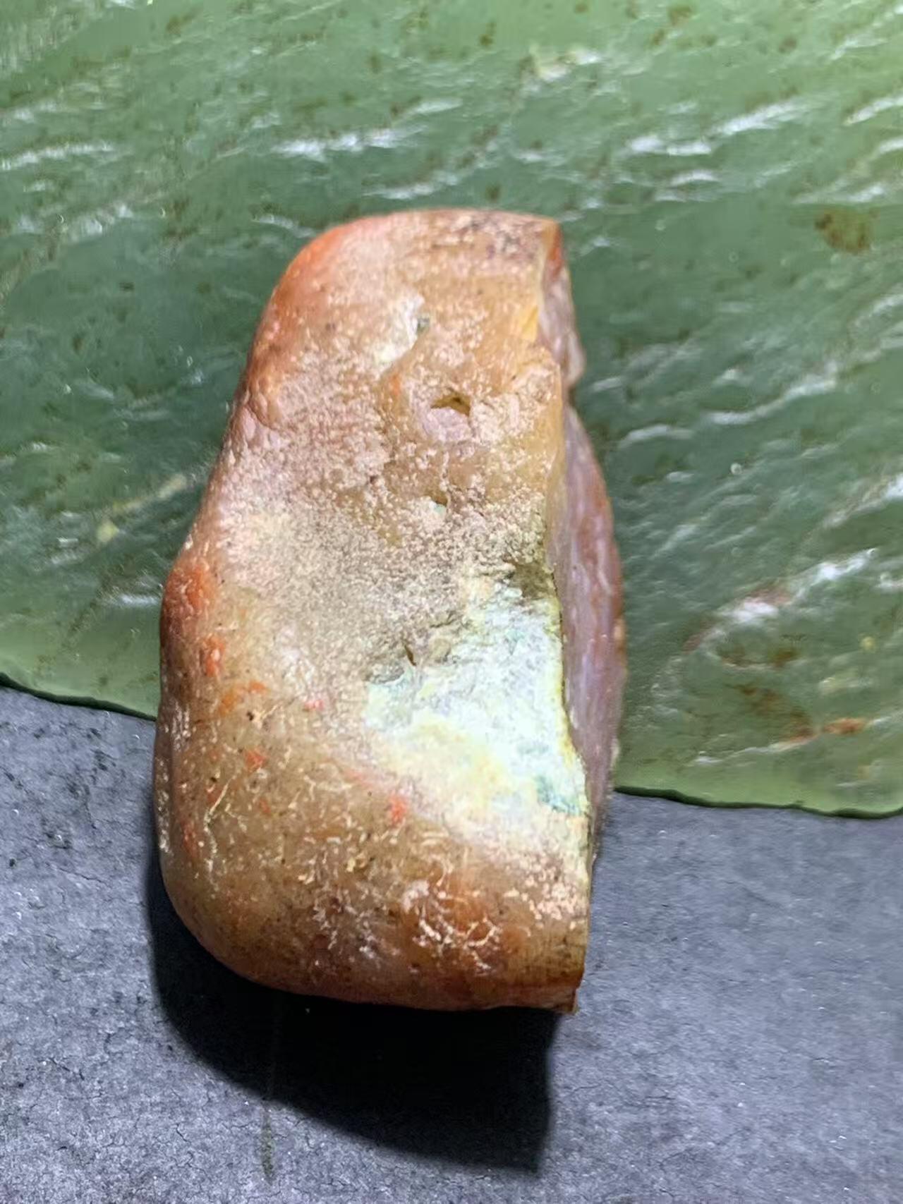 精美原皮荔枝冻飘红开窗料南红玛瑙原石一颗
