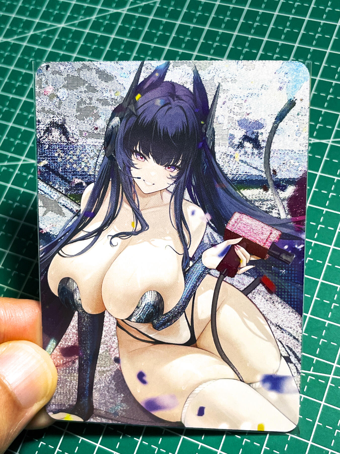 显眼宝24期 个人精选 五月卡牌   碧蓝美女线描系列    1张   粗闪精扣工艺   大卡尺寸63*88 4号