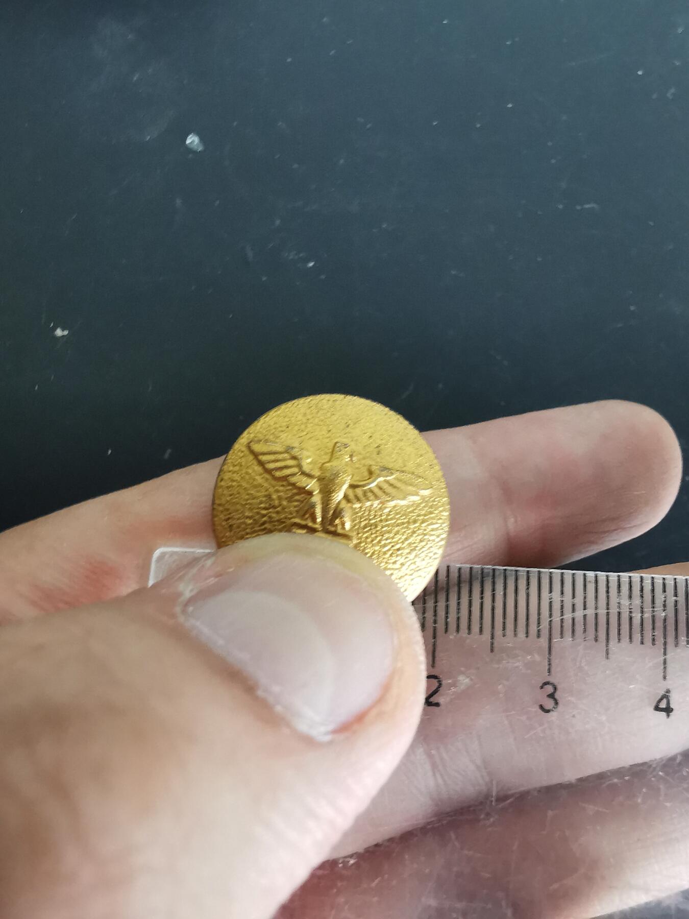 老王徽章第137期 德三NSDAP制服纽扣   直径21mm