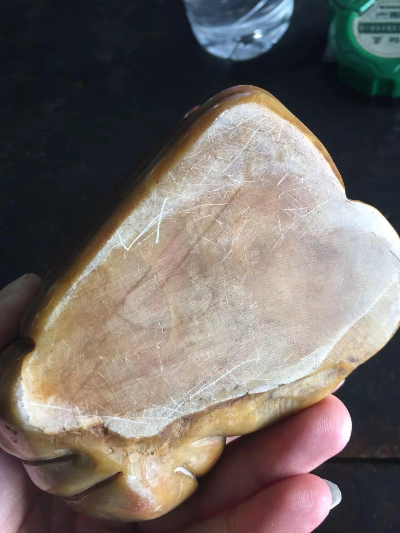 清代寿山石笔洗，包浆好，雕刻漂亮，见图示
