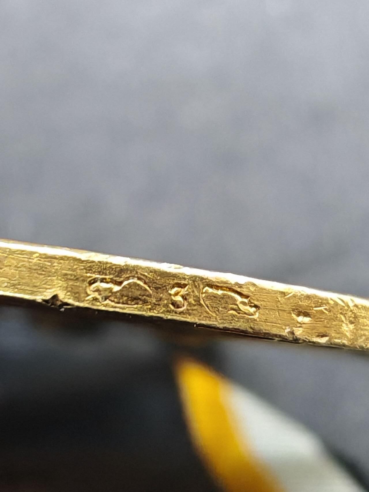 凯旋世界勋赏（第17期）（欢迎送拍）（对拍品有疑问请询问客服，不接受到手刀，出价默认拍品品相。请认真阅读拍卖规则！出价默认已认可！）（收到货请录制开箱视频，无视频概不处理问题。） 法国黄金制互助奖章打金标