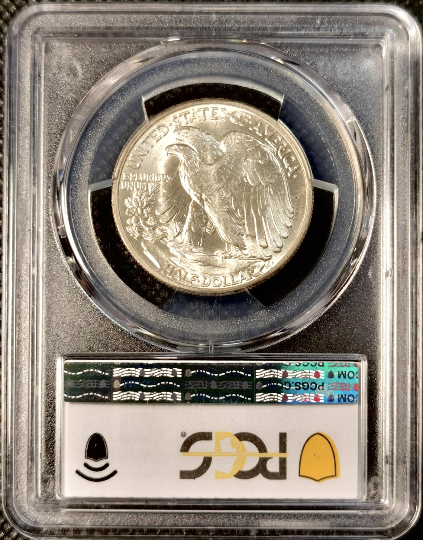 甄臻铺-世界币章拍卖（第26期），送拍享返佣金等优惠多多 PCGS-MS65 美国1941年行走女神50美分，少见高分，流水转光