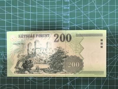 钱币杂项处理专场，0元起拍，1元加价，无佣金 外国纸钞200