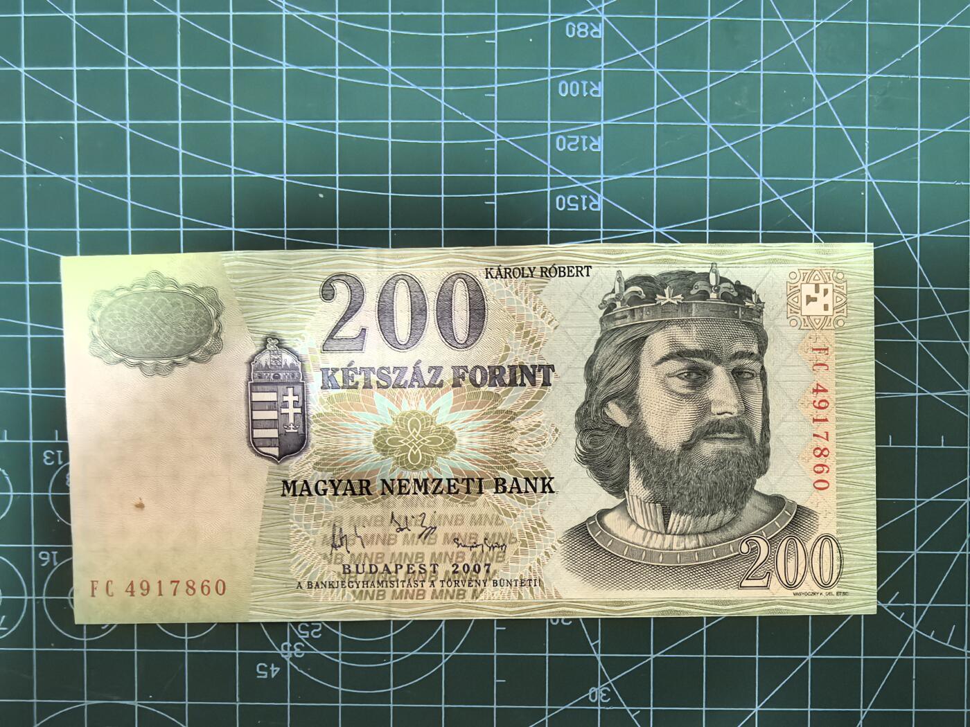 钱币杂项处理专场，0元起拍，1元加价，无佣金 外国纸钞200