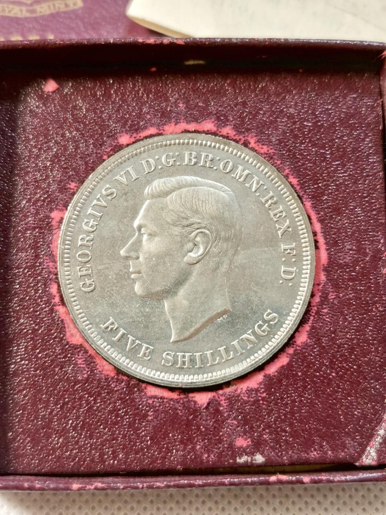  甄臻铺-世界币章拍卖（第26期），送拍享返佣金等优惠多多 英国1951年镊马剑，最后的马剑盒证全