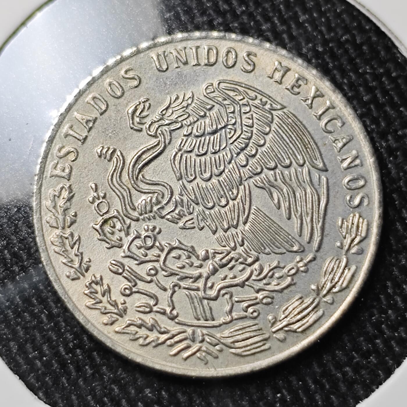 KK钱币收藏小铺 《批量/好品散币 套币 银币》专场 2月预留时间 周末发货  1977墨西哥20分 好品