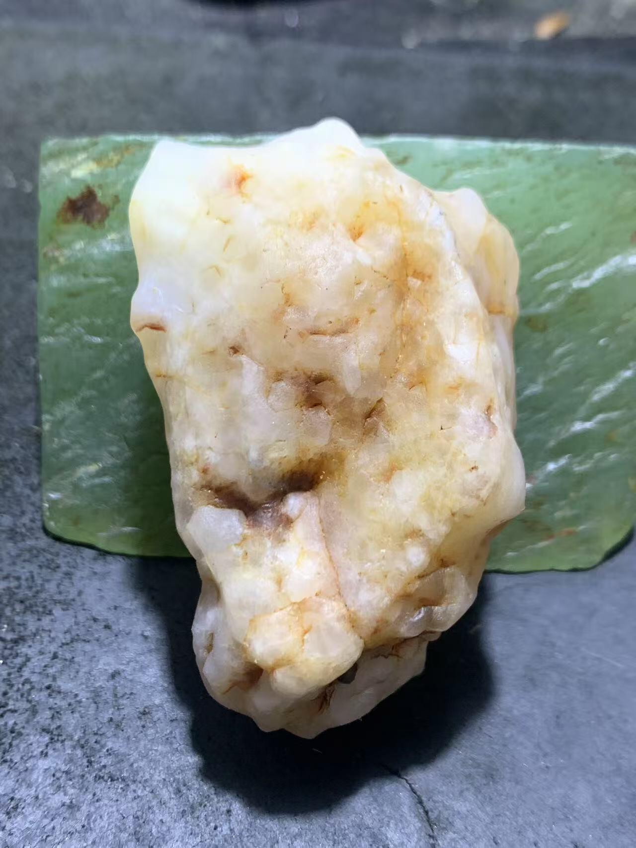 精美天然地表原皮冻料风化纹金丝玉籽料原石一块