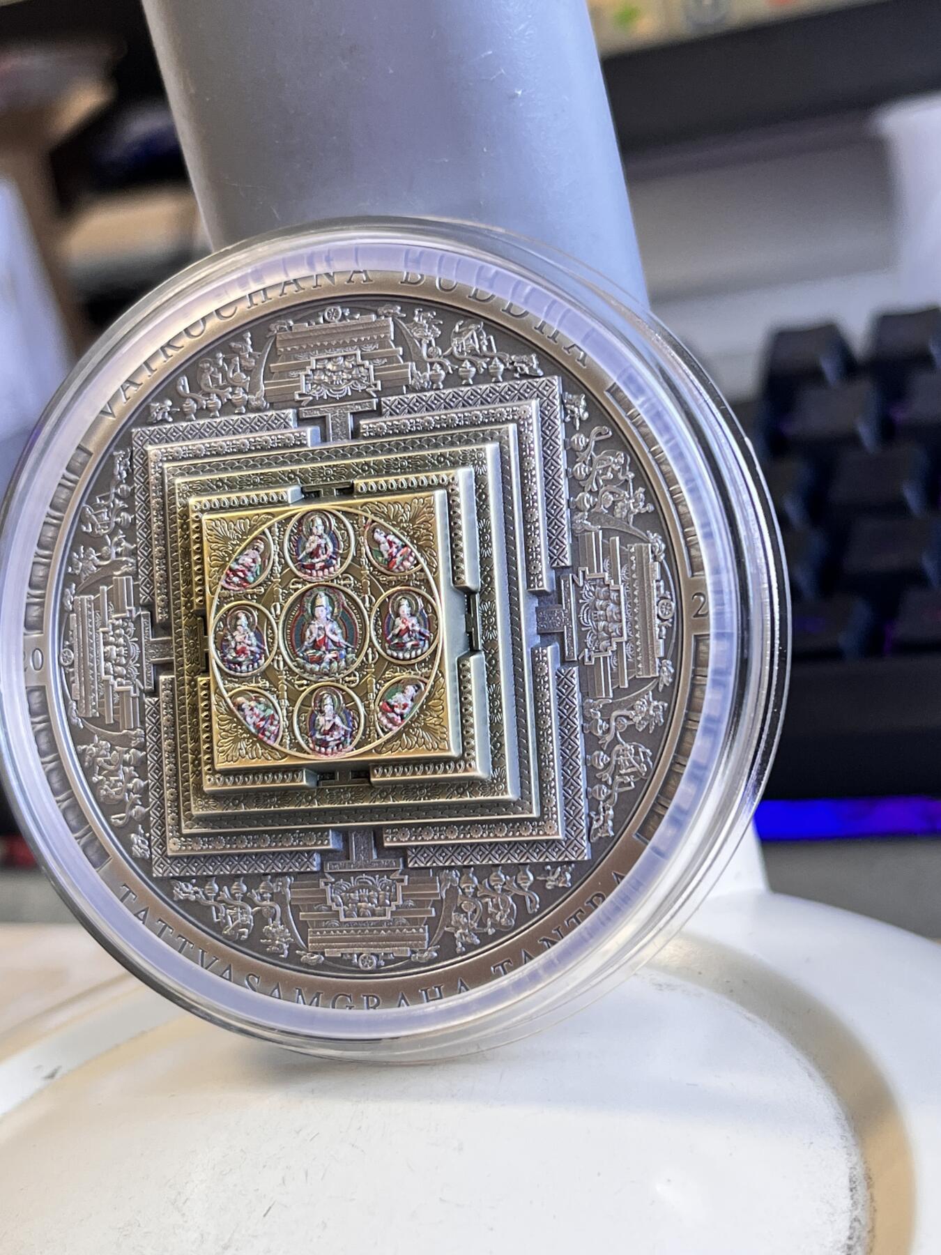 第168期拍卖【长期征集拍品】 蒙古2022年考古学系列大乘佛陀3盎司彩色立体银币，999银，发行111枚原价4800