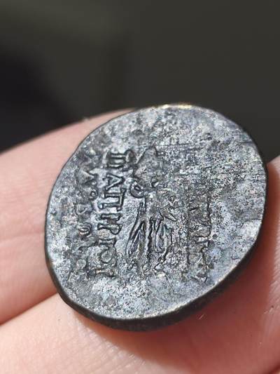 未知城邦少见版本酒神铜币正面酒神背面权杖（？）