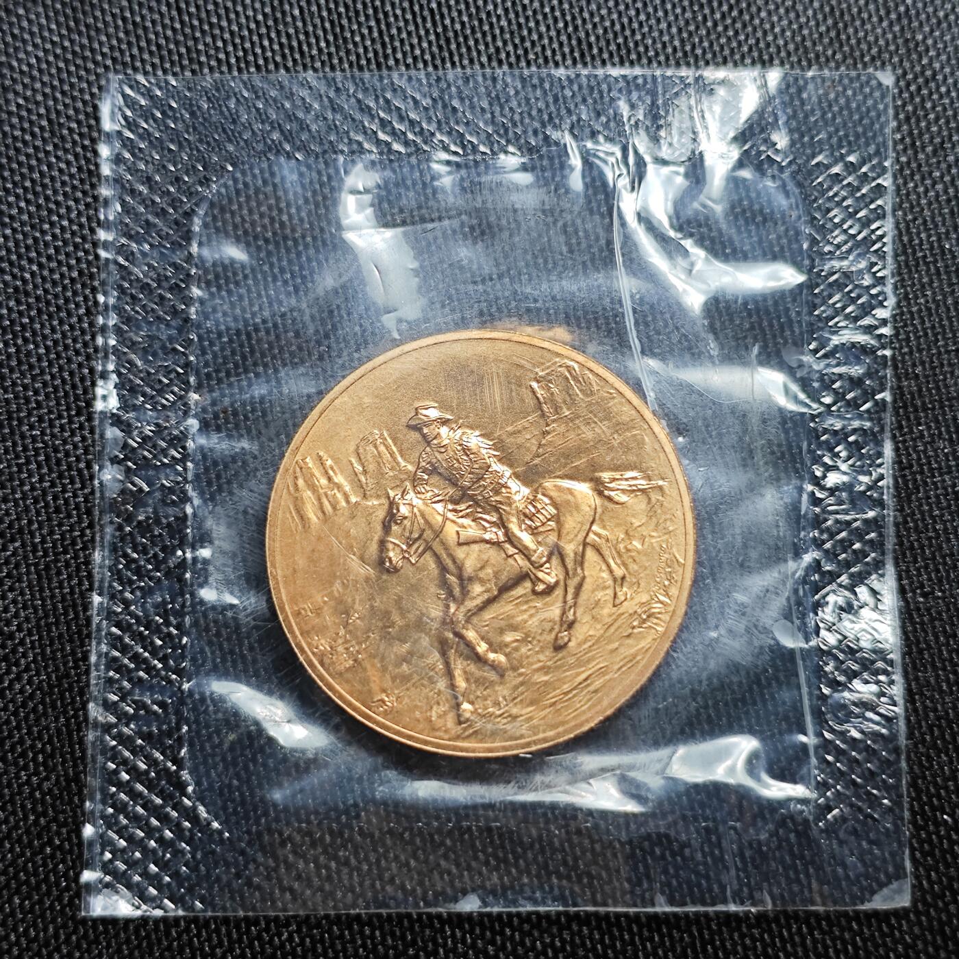 KK钱币收藏小铺 《批量/好品散币 套币 银币》专场 2月预留时间 周末发货  西部牛仔纪念章 原塑封