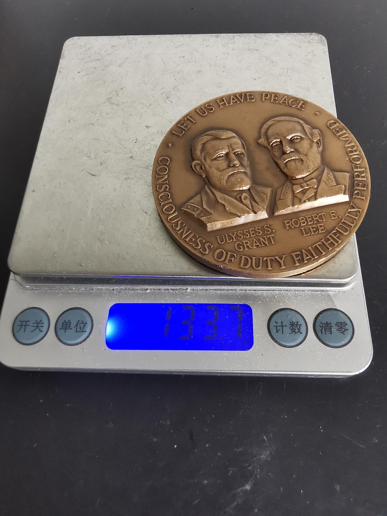 老王徽章第137期 美国内战100周年大铜章    直径64mm   重量133.7g