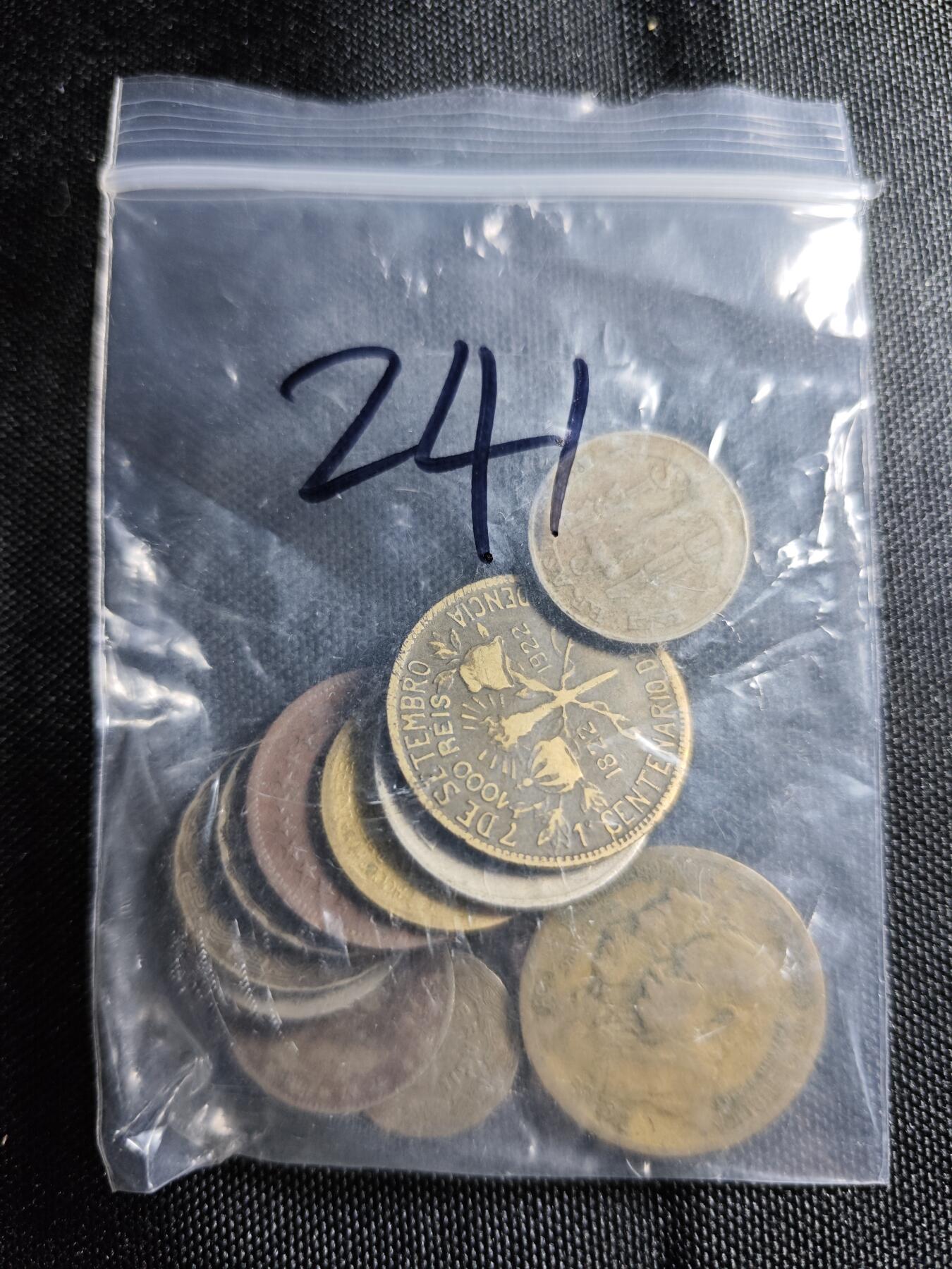 KK钱币收藏小铺 《批量/好品散币 套币 银币》专场 2月预留时间 周末发货  巴西一组 各种面值