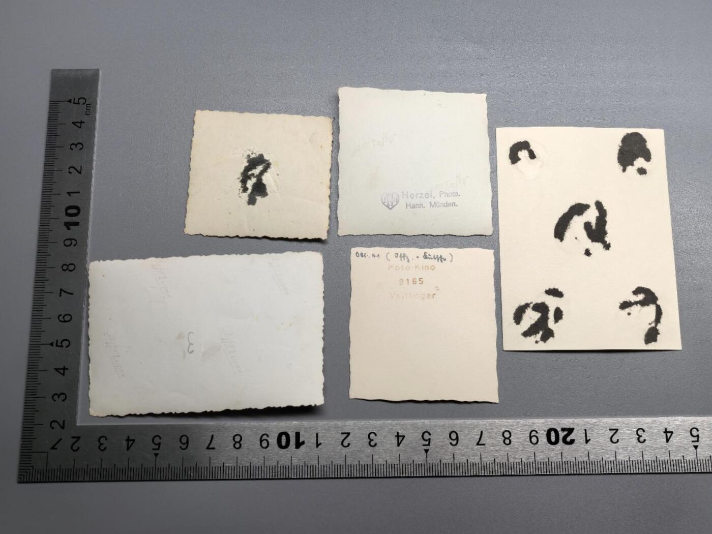 小驴勋章奖章收藏7月26日星期六晚18点拍卖（有偿代拍送拍规则在简介最后，店主微信码在最后一拍品，参拍须阅读规则后再参拍，关系到运费包装发货时效真假辨别等关键信息，送拍规则在最后介绍后面，8月2日暂停一期9日继续）