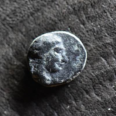 【良泉】【直播场】第三十五期，172组 银器、银饰、西方古代钱币专场，8月7日晚19.30点开拍！ - 公元前187-175年【古希腊】塞琉古帝国，塞琉古四世发行，正面为拉奥狄克四世 (Laodike IV)大象铜币，2.17克