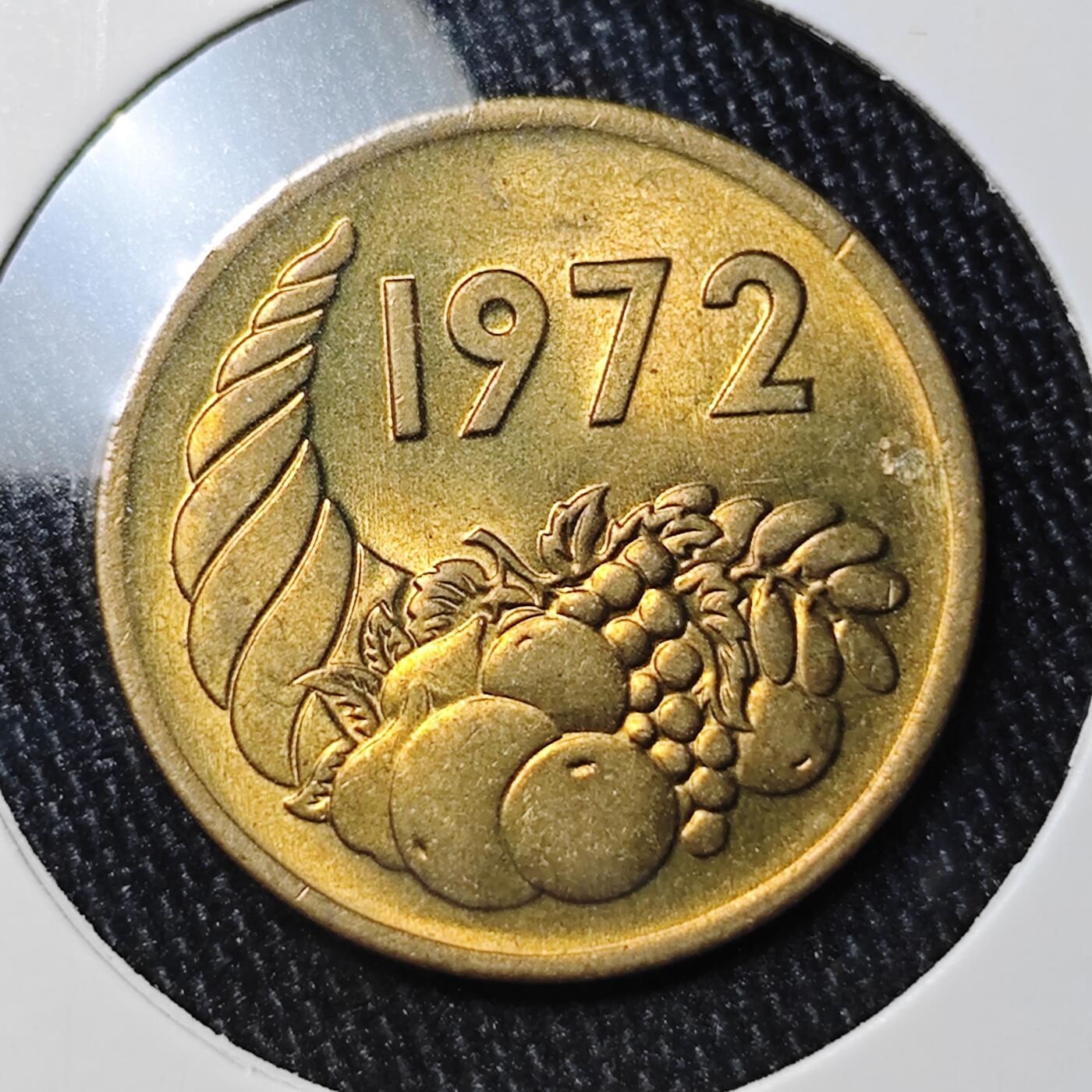 KK钱币收藏小铺 《批量/好品散币 套币 银币》专场 2月预留时间 周末发货  1972阿尔及利亚20分铜币 好品