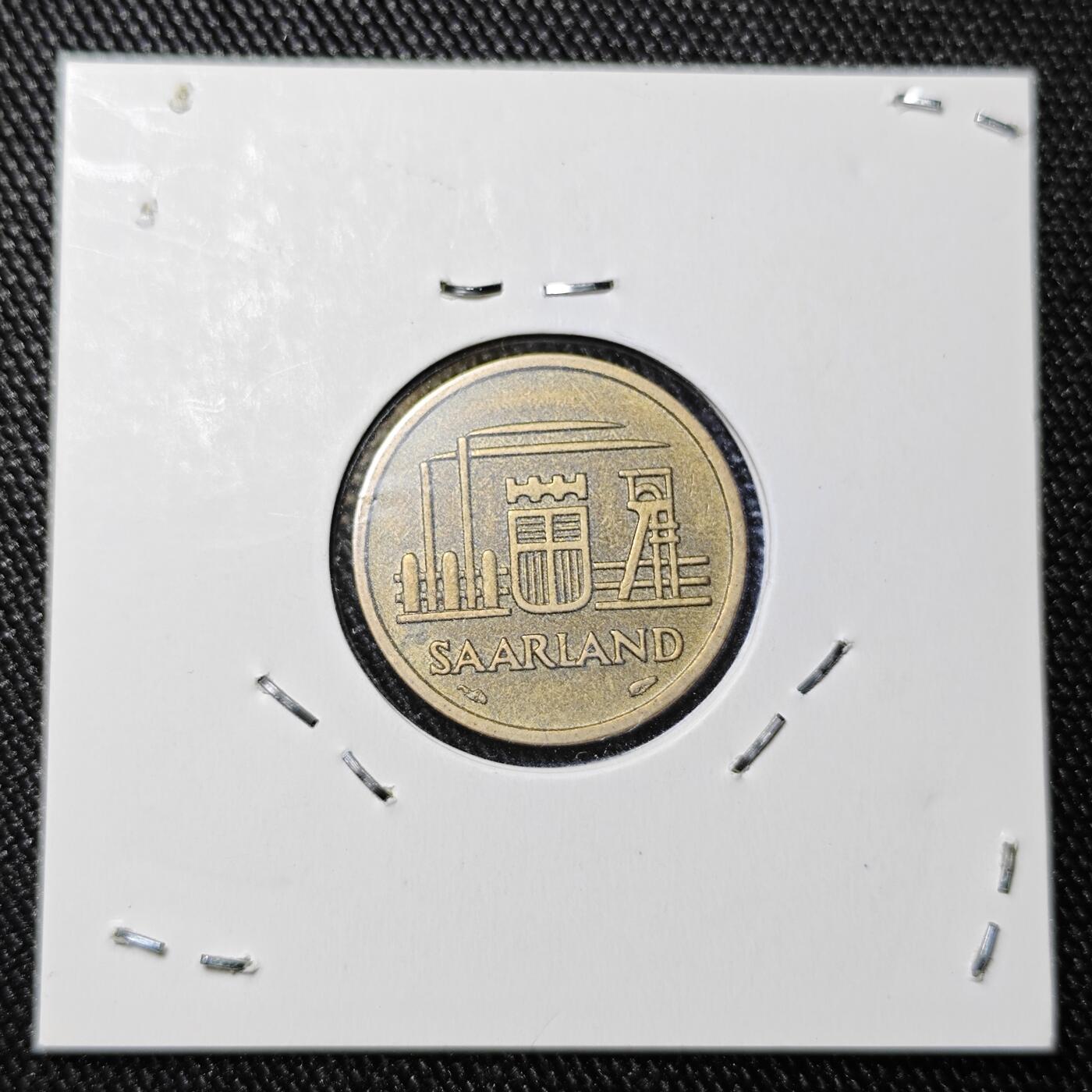 KK钱币收藏小铺 《批量/好品散币 套币 银币》专场 2月预留时间 周末发货  1954法国萨尔10法郎铜币
