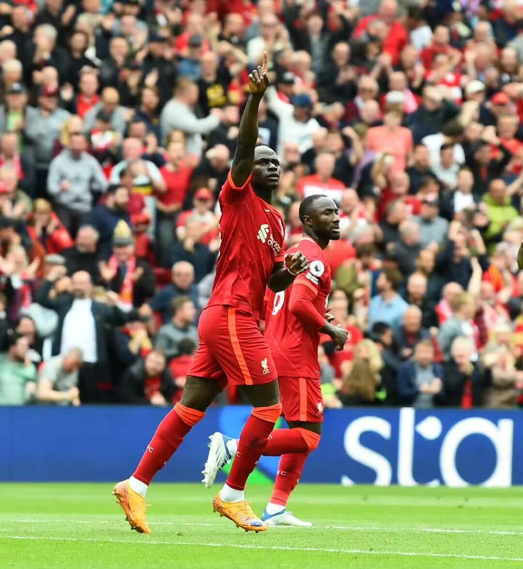 零元拍：赛迪奥-马内亲签利物浦足球俱乐部官方签字卡！尺寸： 203×152 MM