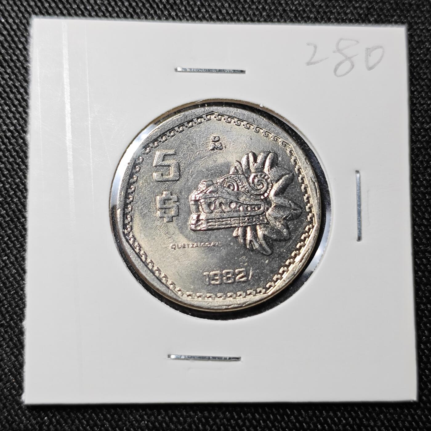 KK钱币收藏小铺 《批量/好品散币 套币 银币》专场 2月预留时间 周末发货  1982墨西哥5比索 好品