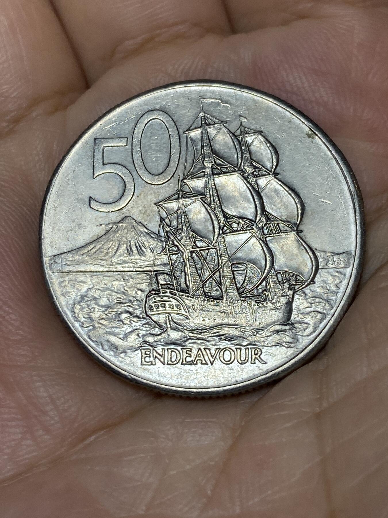 2025年第七十一场(总第九十七场）外国好品散币(免佣金) 好品–新西兰🇳🇿1981年50分(伊丽莎白二世中年花冠)