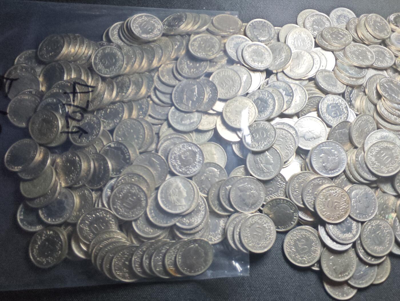 KK钱币收藏小铺 《批量/好品散币 套币 银币》专场 2月预留时间 周末发货  瑞士20分一组472枚 各种年份 面值94.4法郎!