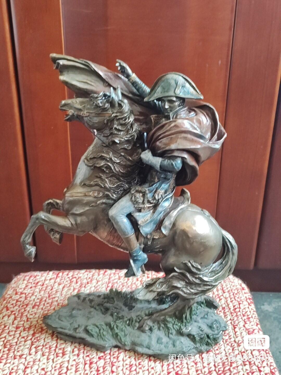 拿破仑 精典造型雕像 欧式复古摆件   材质：树脂  