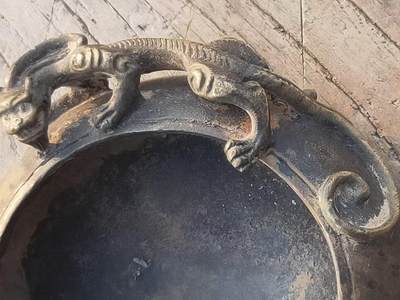 清代立体雕刻双盘龙  小香炉  也可作烟灰缸用 做工精细  包浆老道  值得拥有 尺寸直径10Cm口径7Cm高3.5Cm重200克 - 清代立体雕刻双盘龙  小香炉  也可作烟灰缸用 做工精细  包浆老道  值得拥有 尺寸直径10Cm口径7Cm高3.5Cm重200克